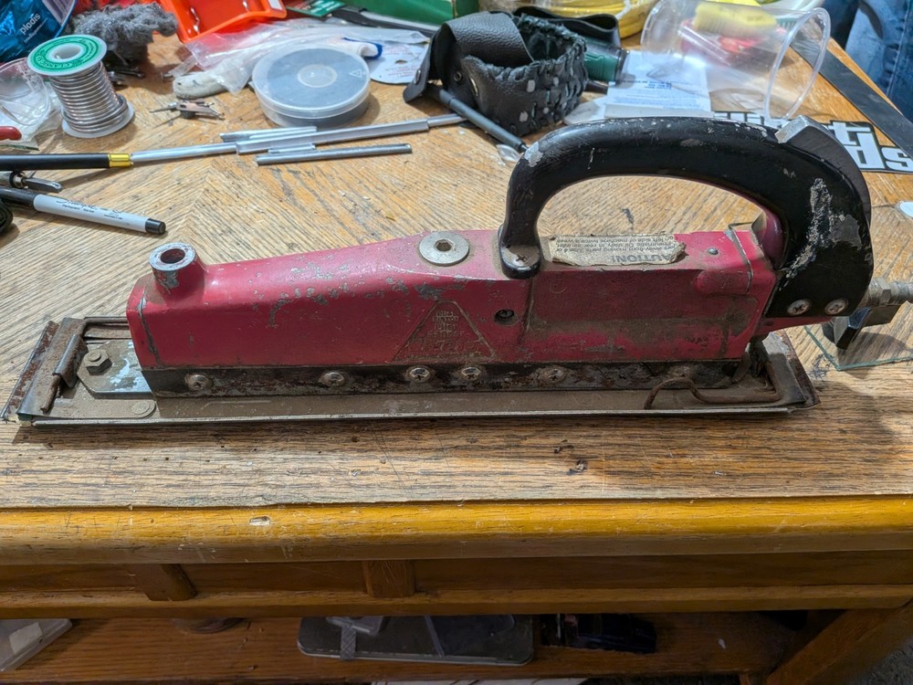 Viking Pneumatic Filler Sander