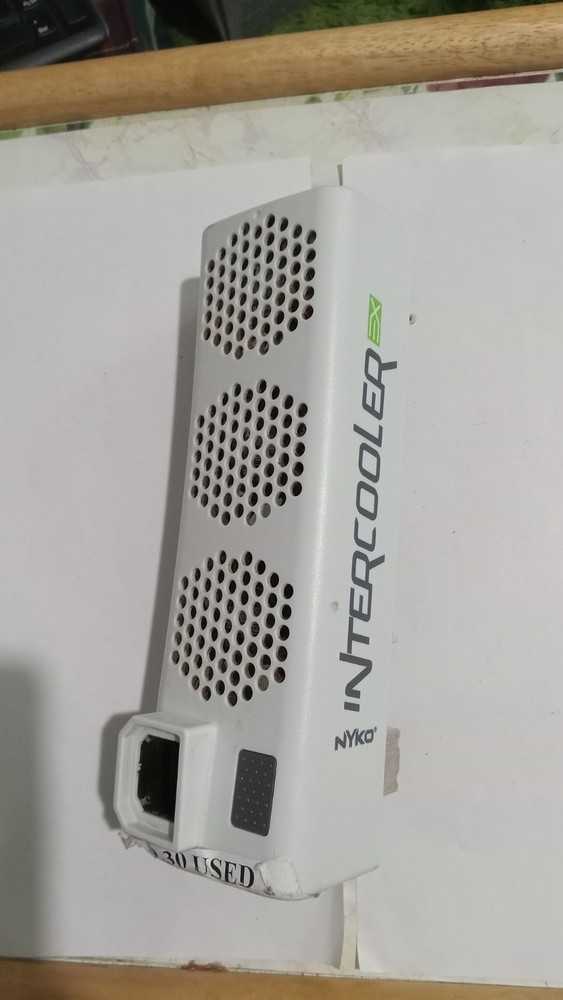 Xbox 360 Nyko Intercooler Original Model Prevents Console Overheating Tested