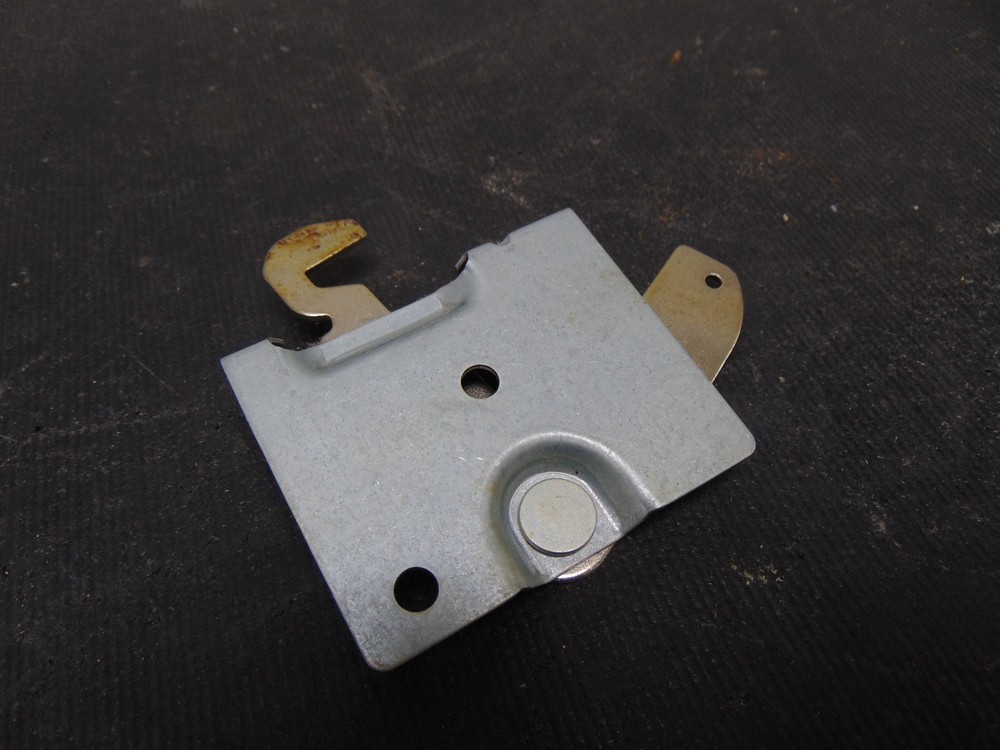 Whirlpool Range RF262LXSQ Latch 9761013