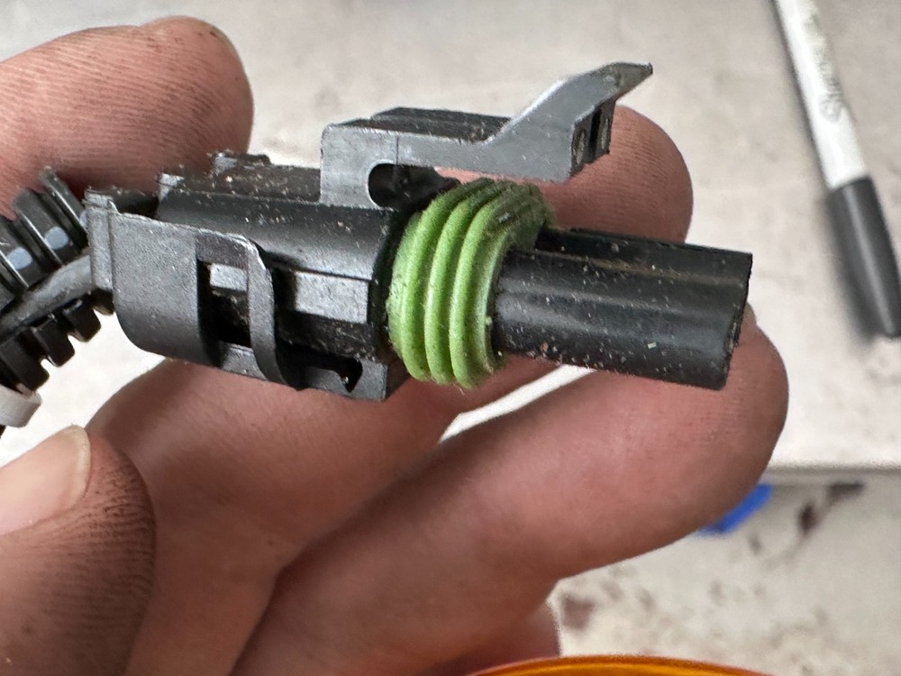 Dialight 17001AB807 Amber Replacement Light