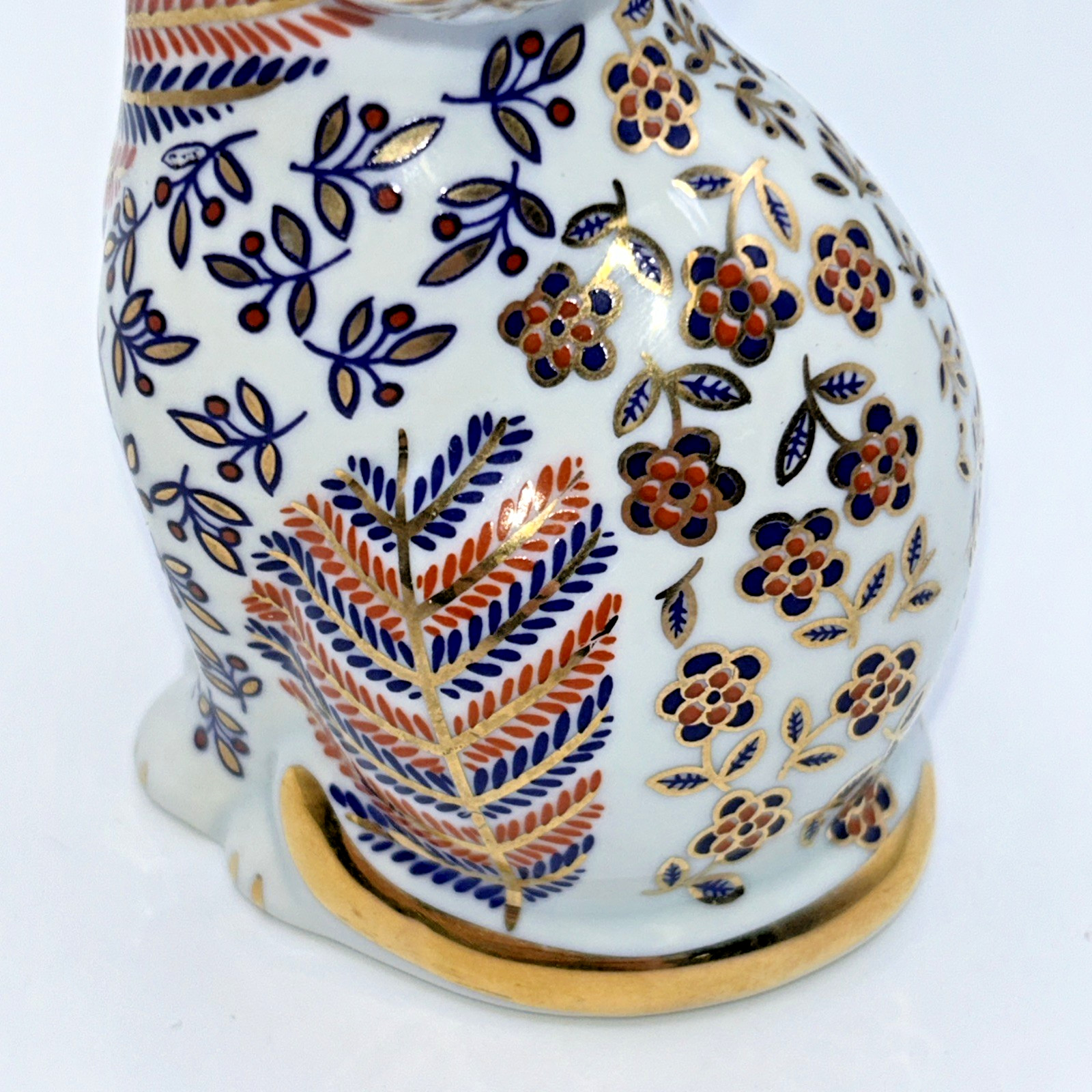 VTG Japanese Imari Neko Floral Hand Painted Porcelain Cat Figurine Decor EUC