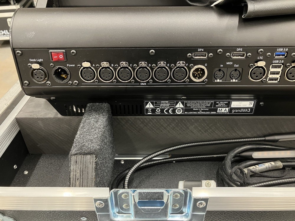 MA Lighting grandMA3 Light Console MA3 with Road Case