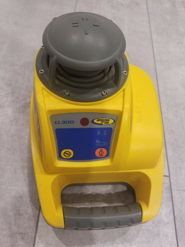 SPECTRA PRECISION LASER LEVEL- LL300