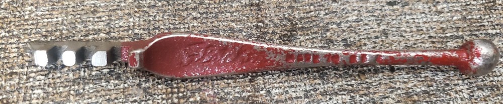 Vintage GLASS CUTTERS RED DEVIL 