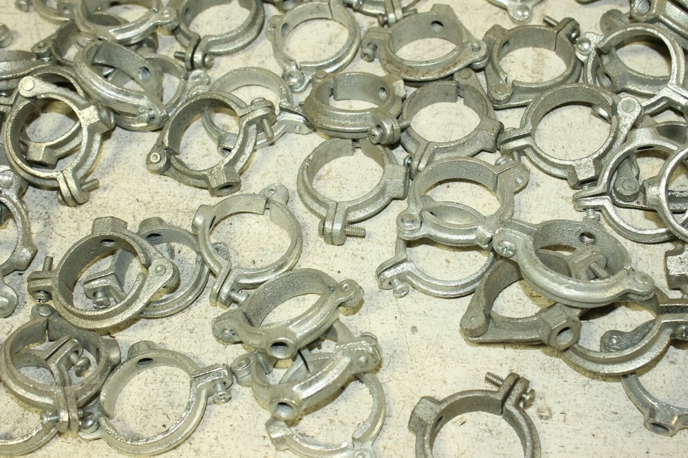 A lot of 1 1/2" Galvanized Split Ring Pipe Hangers