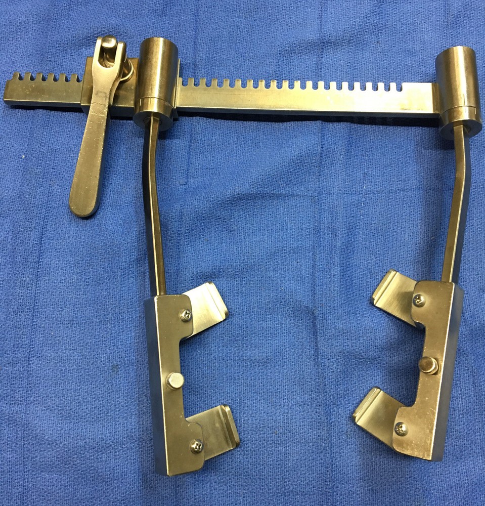 Vitalcor Cardio-Thoracic Morse Retractor
