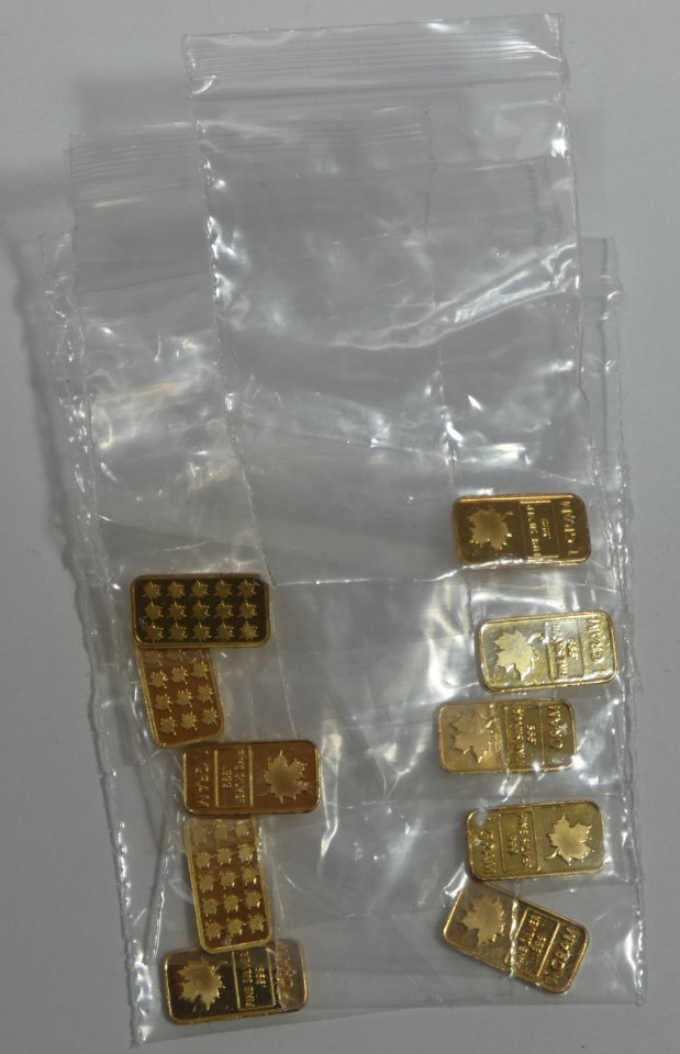 Lot of TEN - 1 Gram .999 Fine Silver Maple Leaf Bars - 10g Total