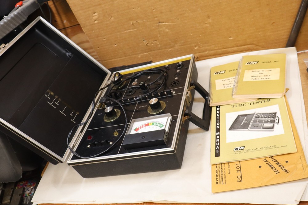 B &K Dyna Jet Model 607 Solid State Tube Tester