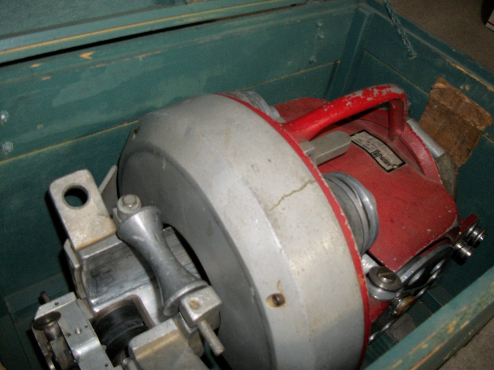 NICE CABLE SPINNING EQUIPMENT MODEL 1050 LINEMAN LASHER MACHINE WITH CASE