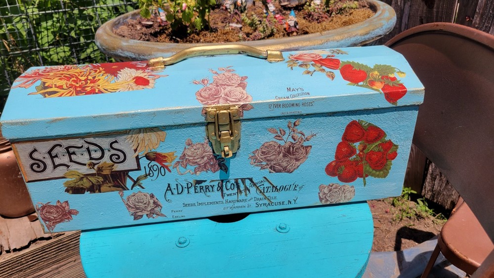 vintage tool box metal