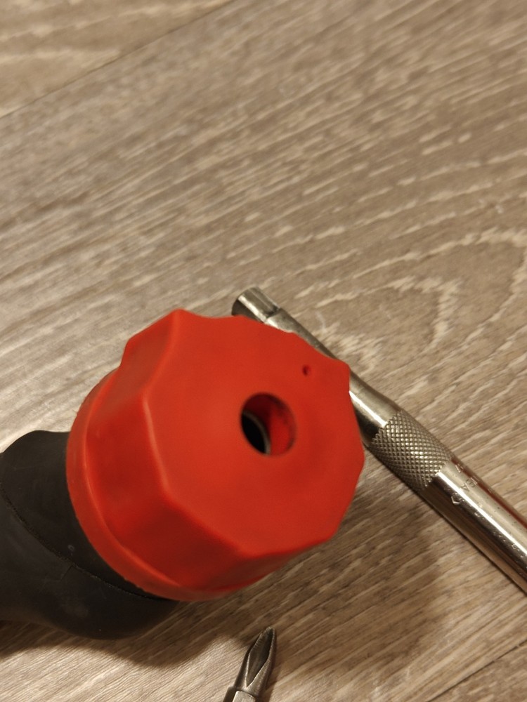 Snap On Tools USA Multi Position Ratcheting Screwdriver SGDMRCE4