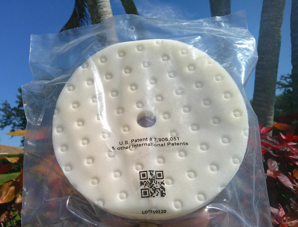 Makita 7-Inch Foam Pad Hook and Loop White