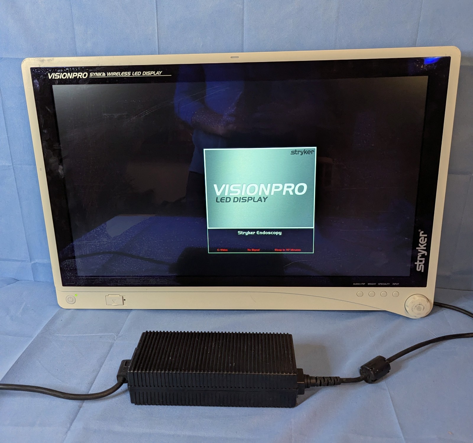 Stryker VisionPro SYNK 26" Wireless LED Display w/Power Suply (REF: 240-031-000)