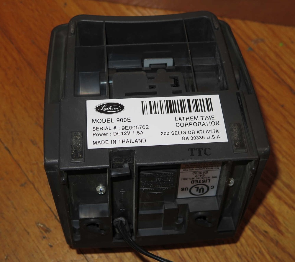 Laythem 900E Time Punch Clock - Powers On/Prints - Needs Ribbon