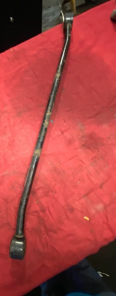 Front Radiator Support Arm PETERBILT 379, BUSHING BAD AND OR MISSING