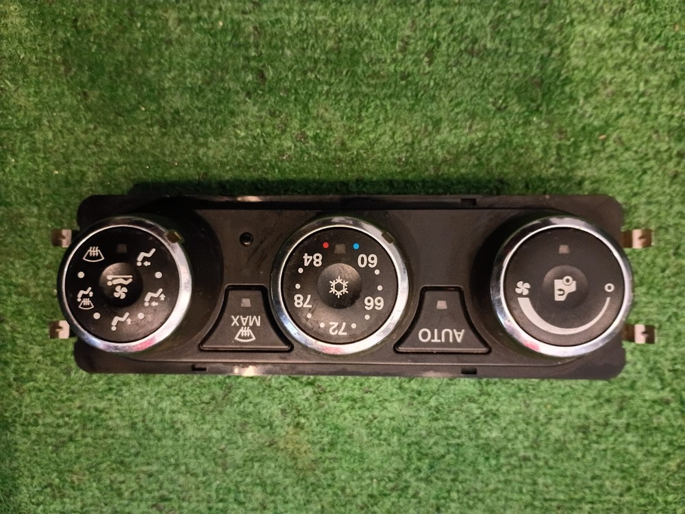 Peterbilt HVAC Control Buttons