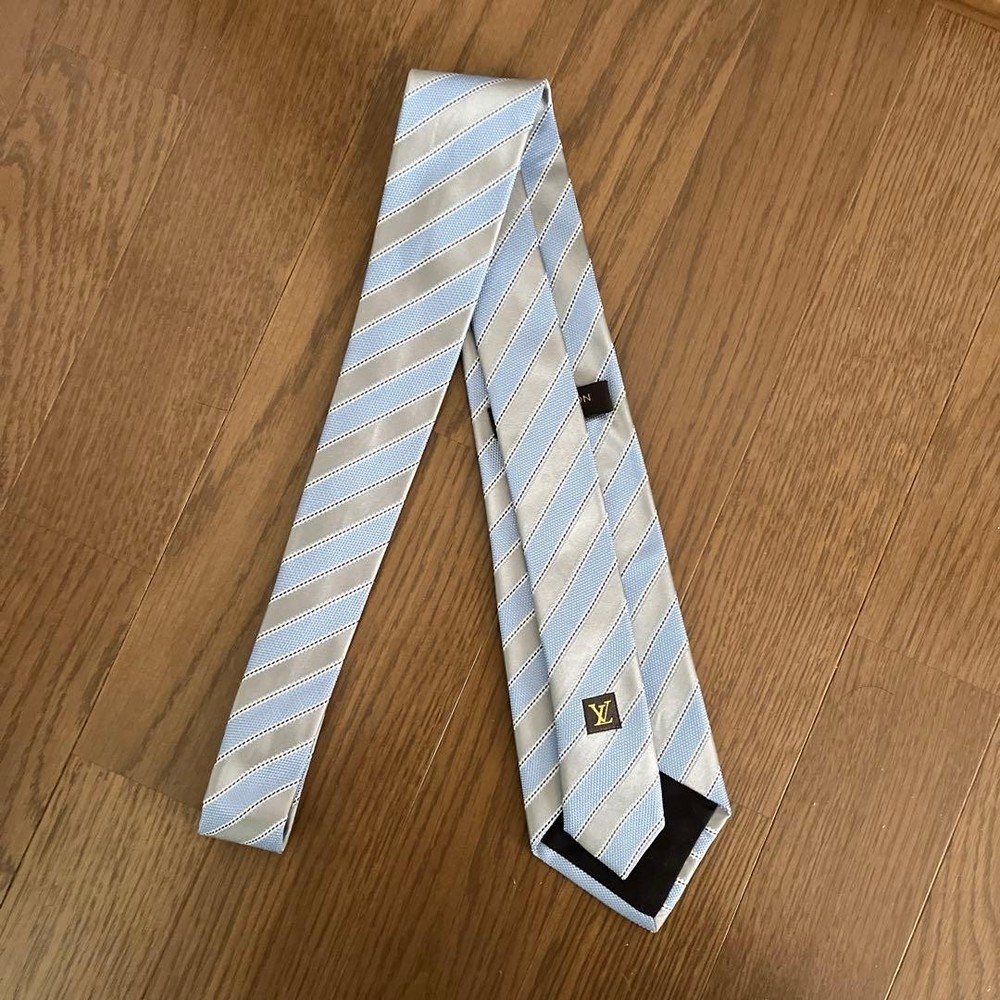 Louis Vuitton striped tie