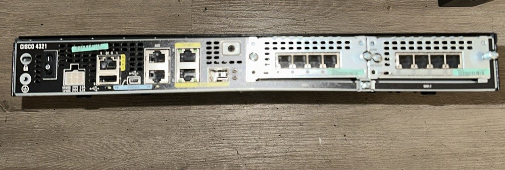 Cisco NIM-4FXSP 4-Port Network Interface Module.