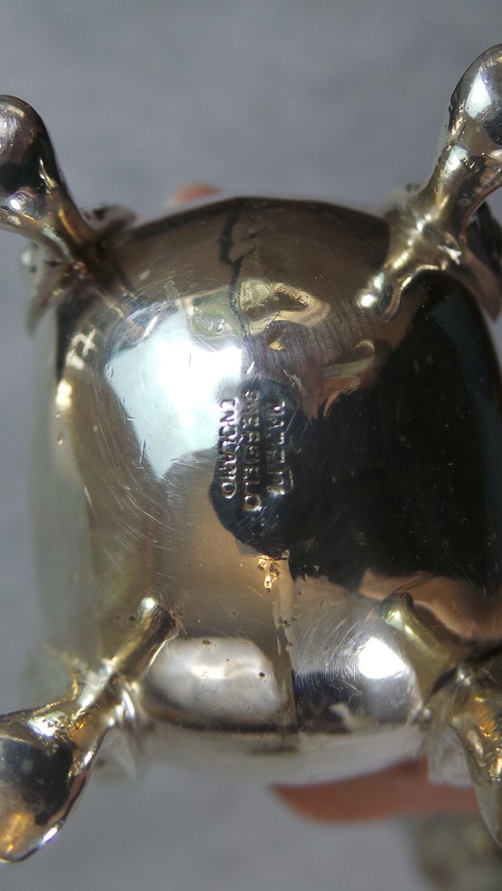 VINTAGE VICTORIAN SHEFFIELD SILVERPLATE FOOTED SALT & PEPPER SHAKERS