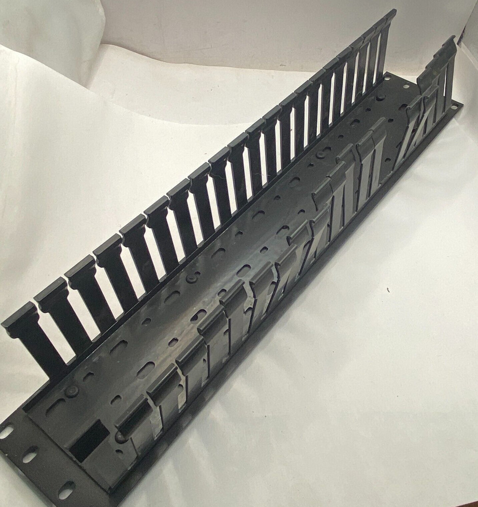 Ortronics 808044549 - Closed Cover Finger Duct/Wireway Cable Management Panel🔔