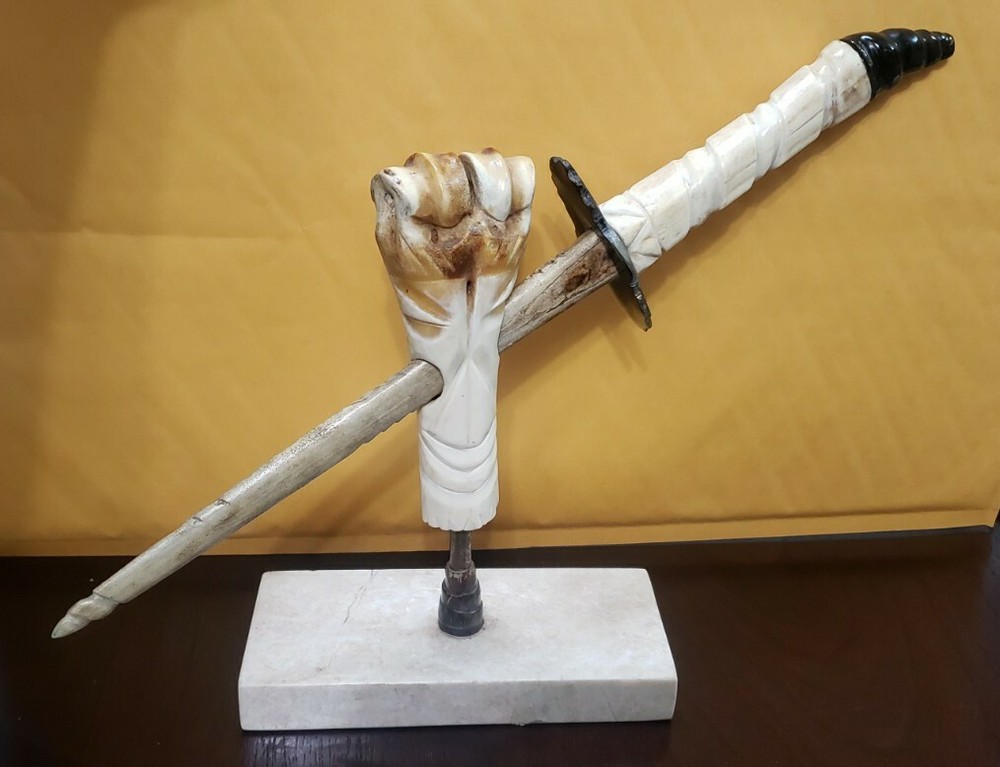 P. Coto Bone Dagger Statue/Figure Decorative Piece (Pre-Owned)