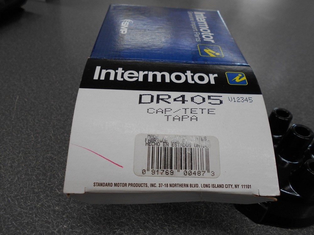 Standard DR405 Distributor Cap with Brass terminals, NOS!