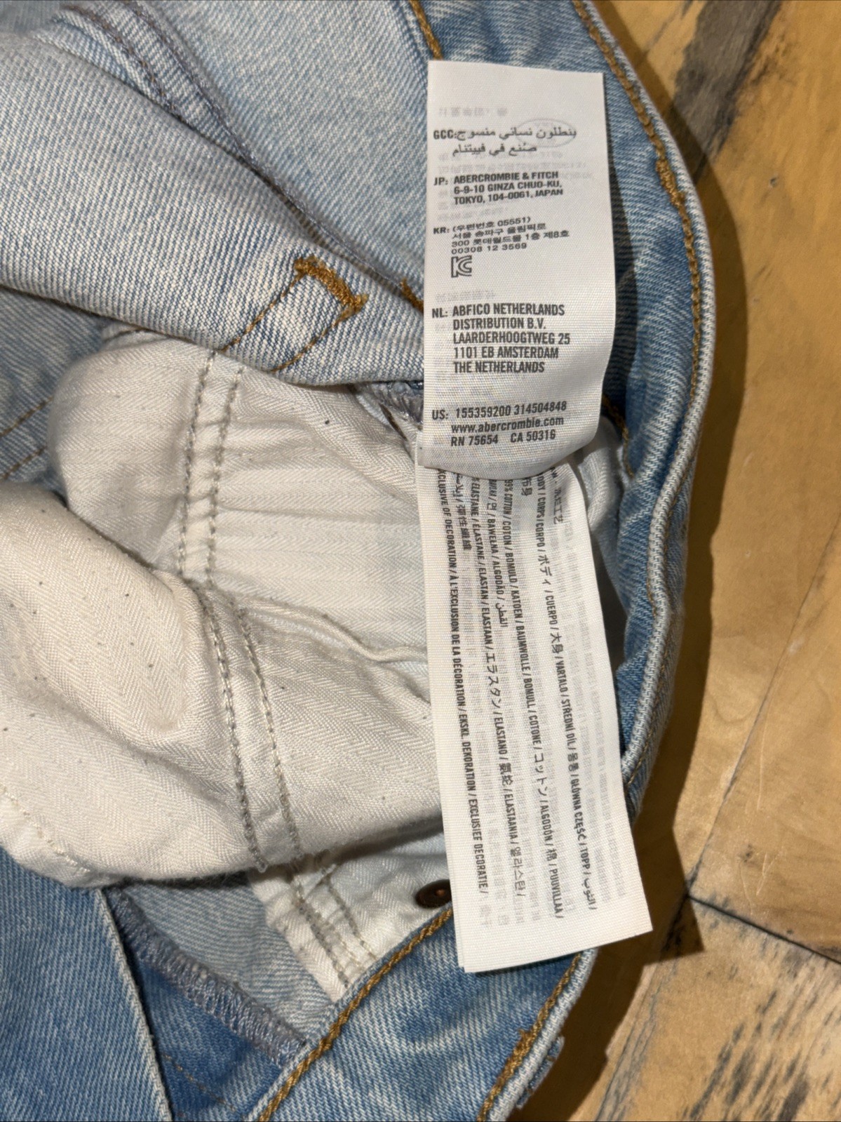 Abercrombie & Fitch The Boyfriend Mid Rise Distressed Blue Jeans Womens 29/8