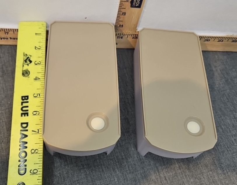Two Tupperware Storage Shelf 2.5 Cups #5194 Smart Kitchenware Very Nice