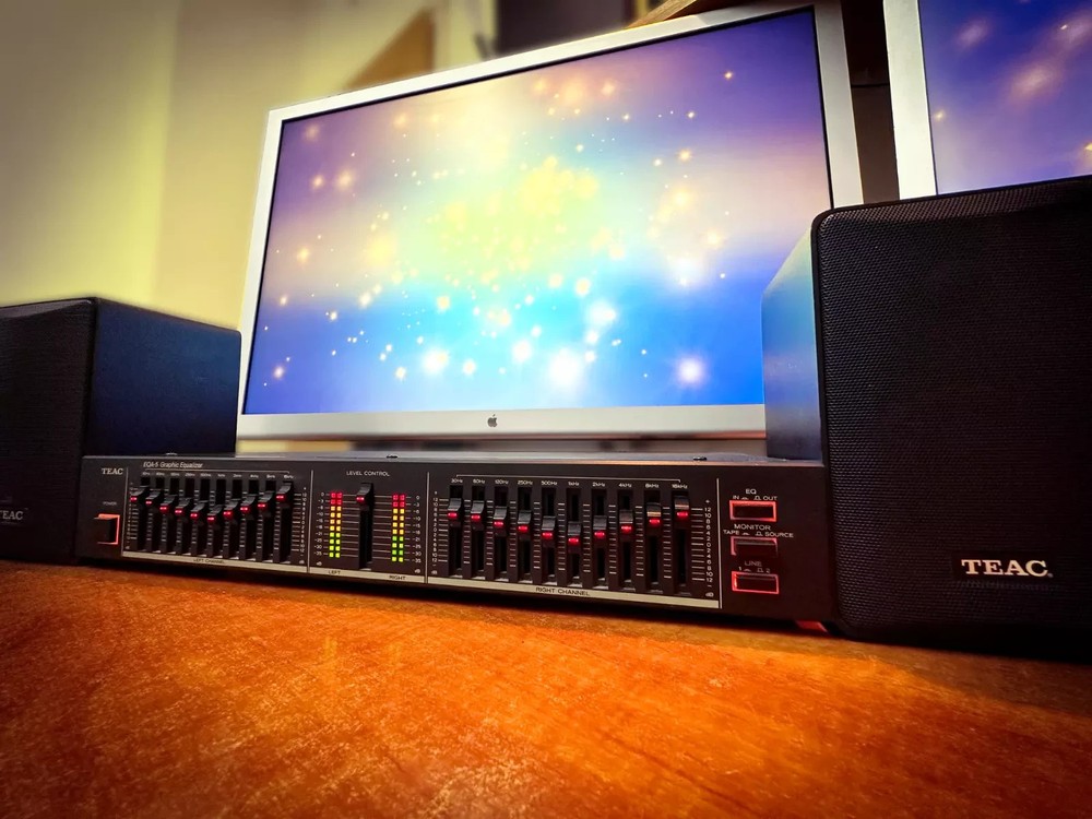 TEAC EQA-5 🌈RaRe🌈 Stereo Equalizer + Teac Speakers Bundle