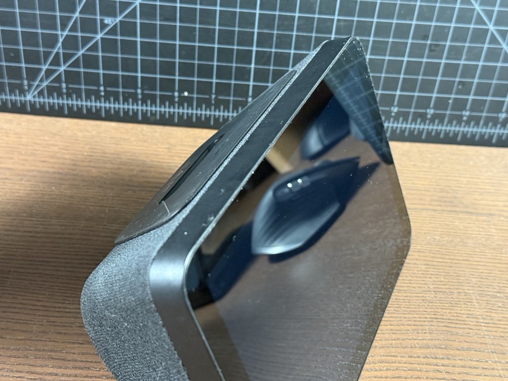Preowned Amazon Echo Show 8 First Generation (See Photos For Condition)