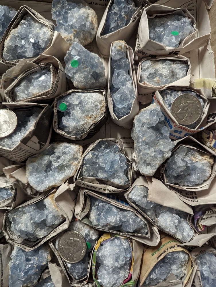 1 Geode celestite crystal per lot