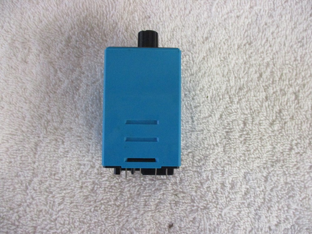 idec Electronic Timer 120VAC RTE-B11