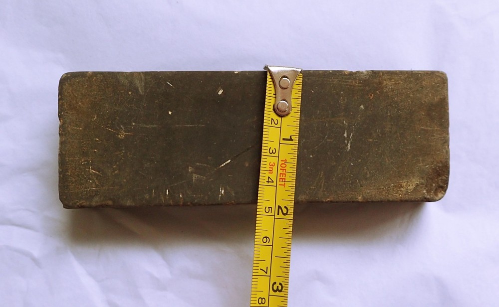 Natural sharpening stone / Whetstone
