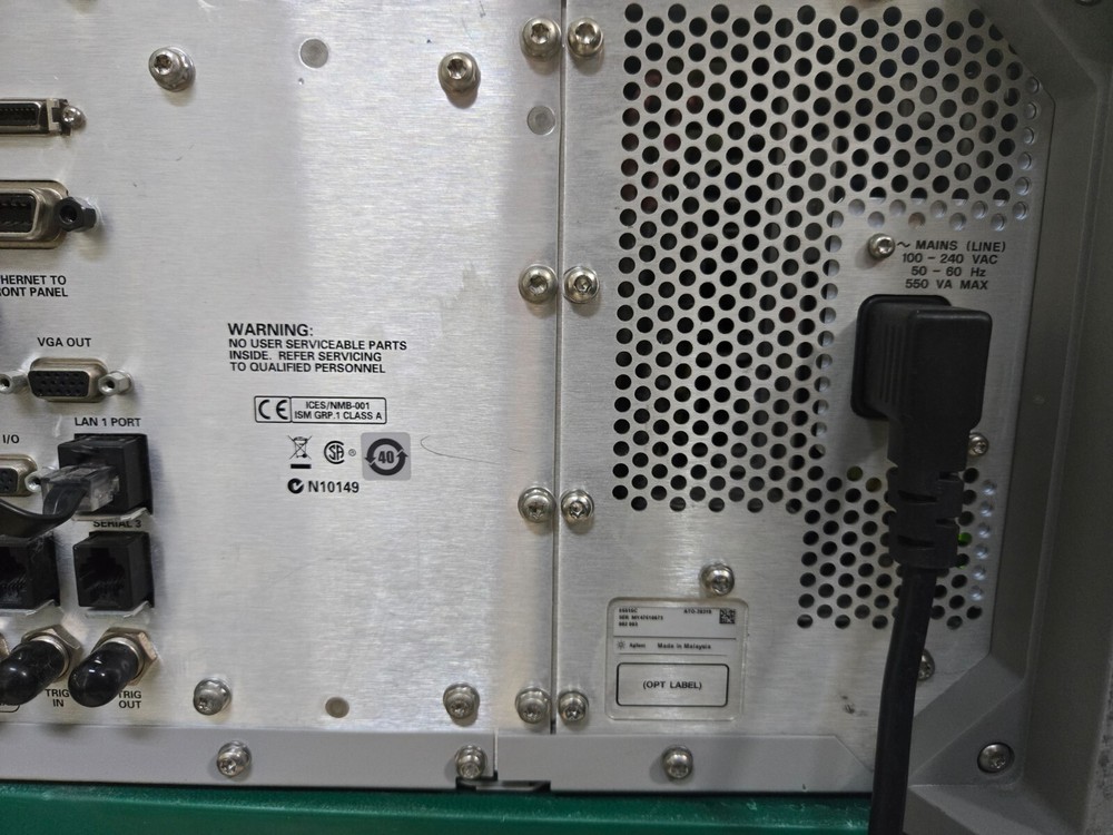 HP Agilent E5515C Wireless Communication Test Set - (MY4751)