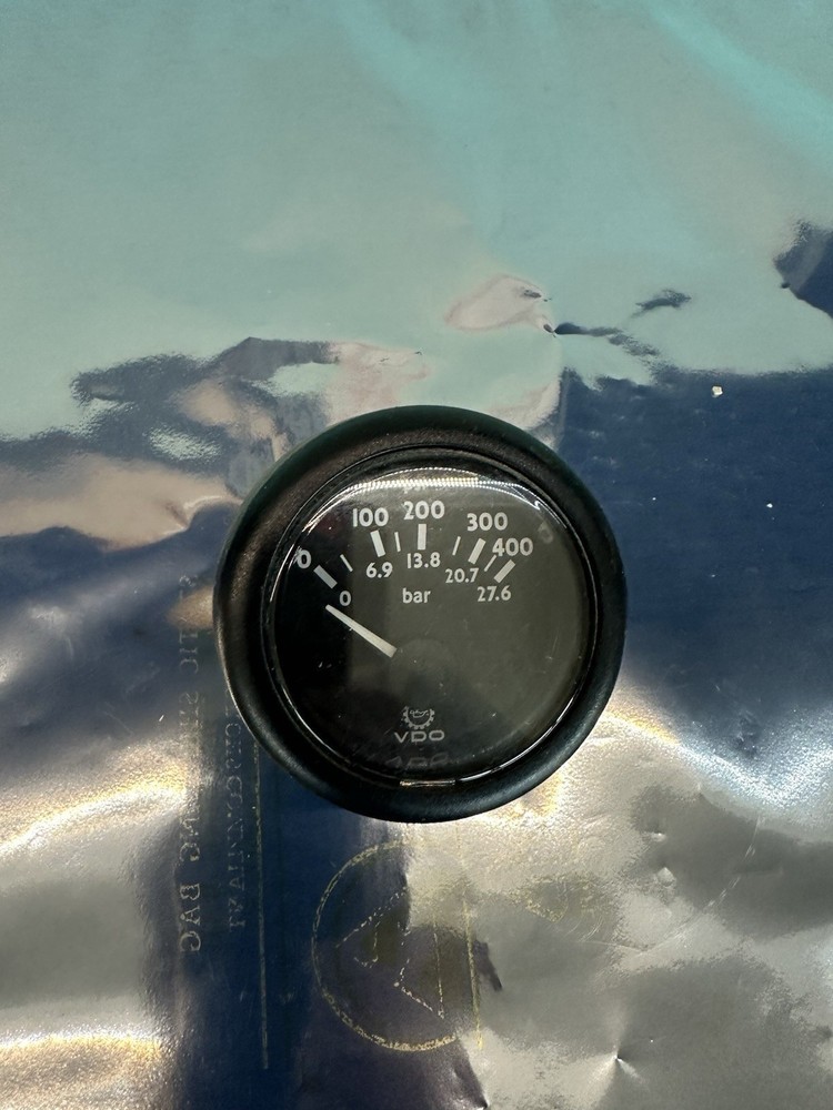 VDO ANALOG PRESSURE GAUGE