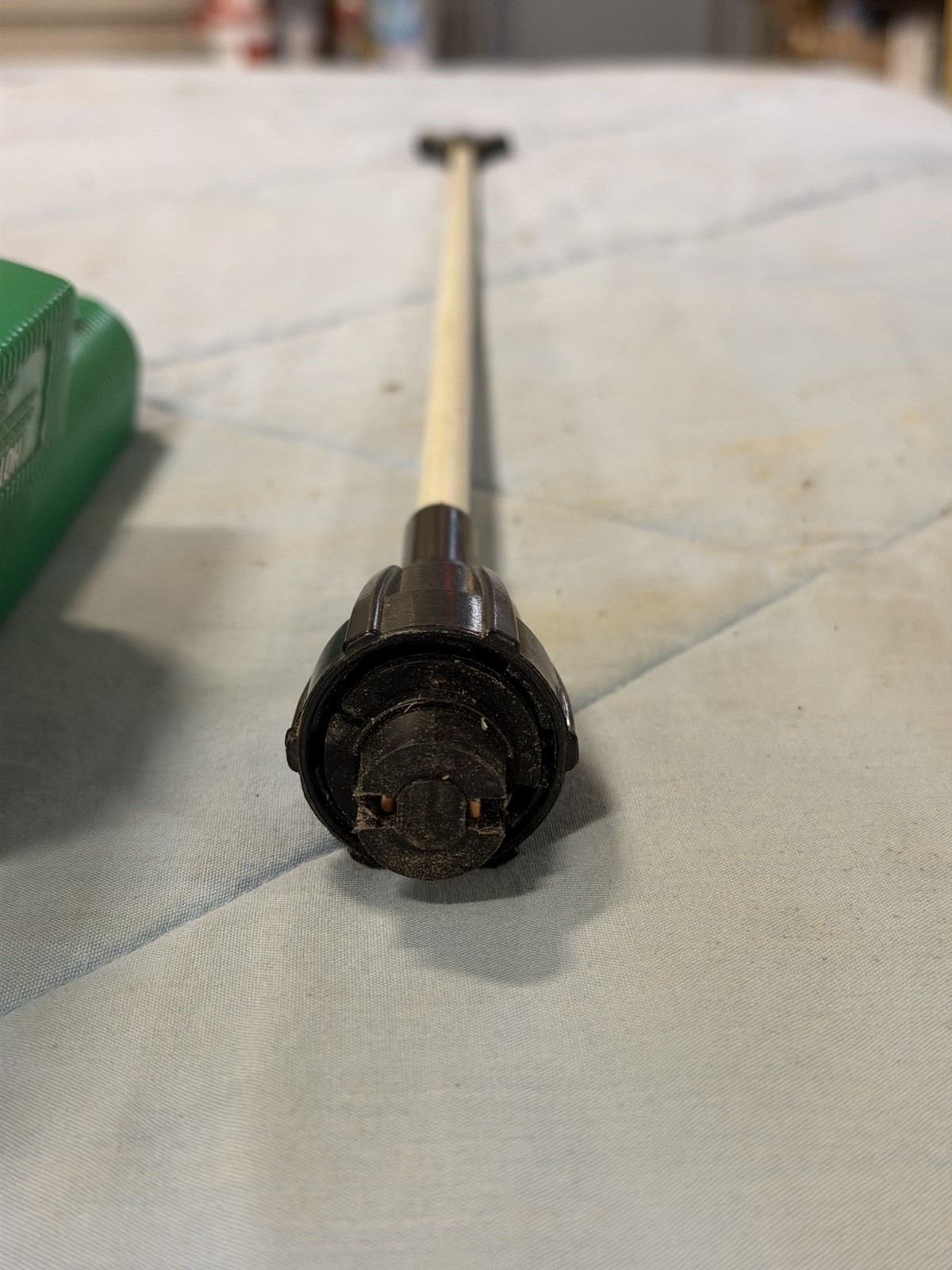 Hot-Shot The Green One Electric Livestock Prod HS2000 6xC Batteries TESTED WORKS