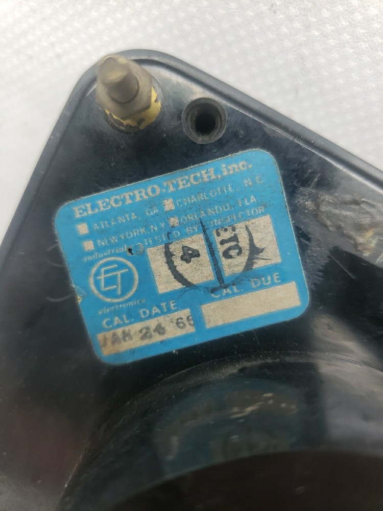 Simpson DC milliamperes meter model 47688