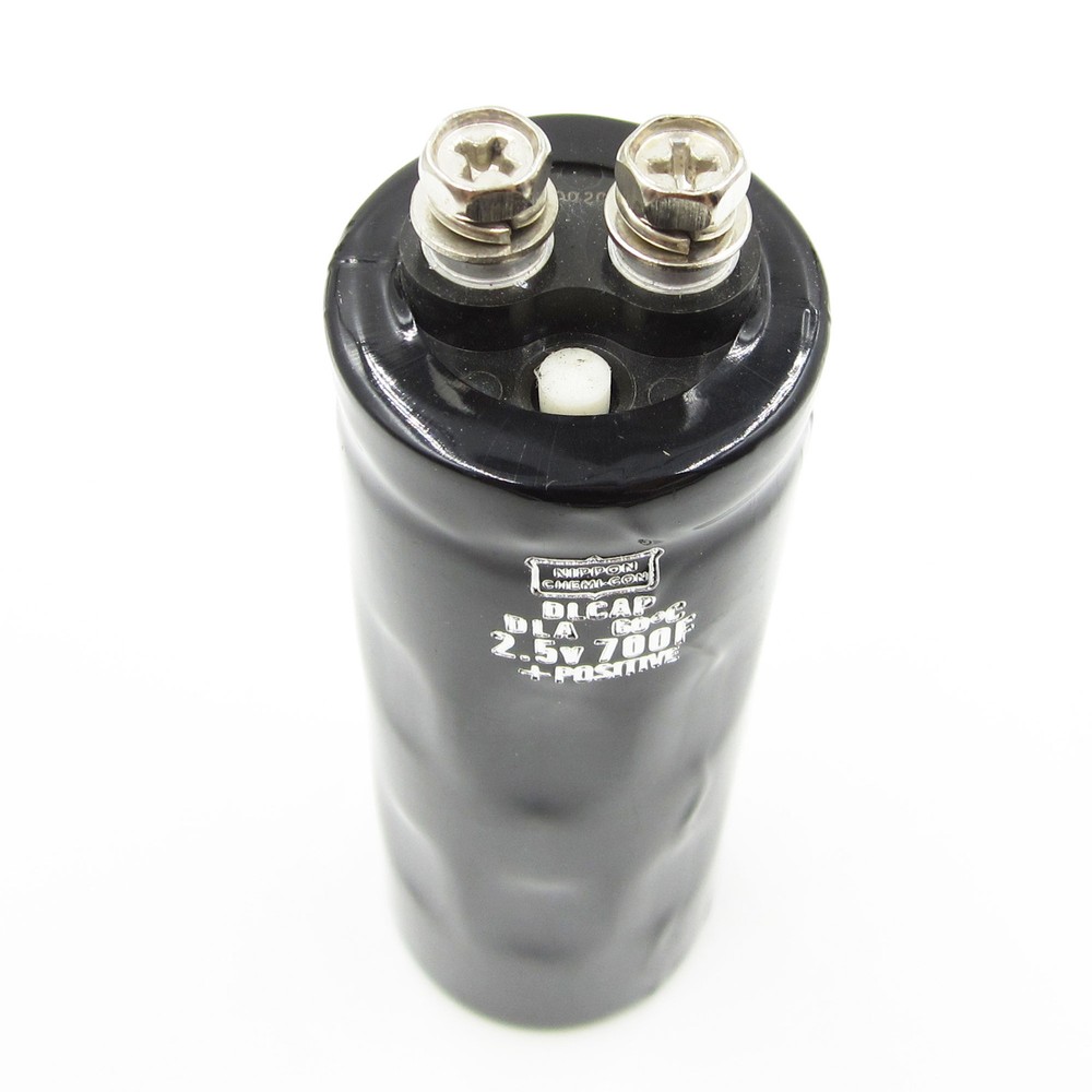 2.5V 700F Automobile Super Farad Capacitance Good Quality