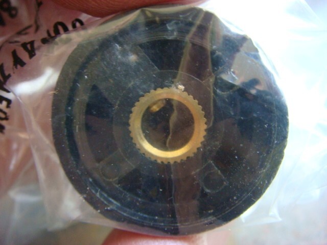 ONE Lot FIVE (5) Raytheon Pointer Knobs TS125-2WL-2 -- New & Unused