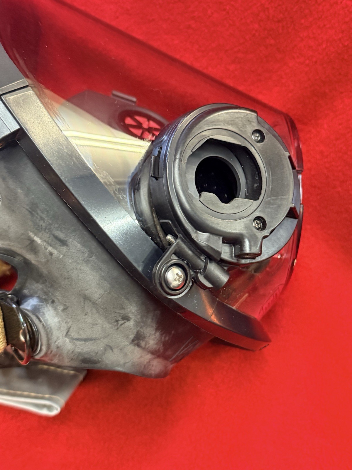 Scott AV-3000 HT -Mask w/ Voice Amp Adapter - Firefighter MASK Size - MEDIUM