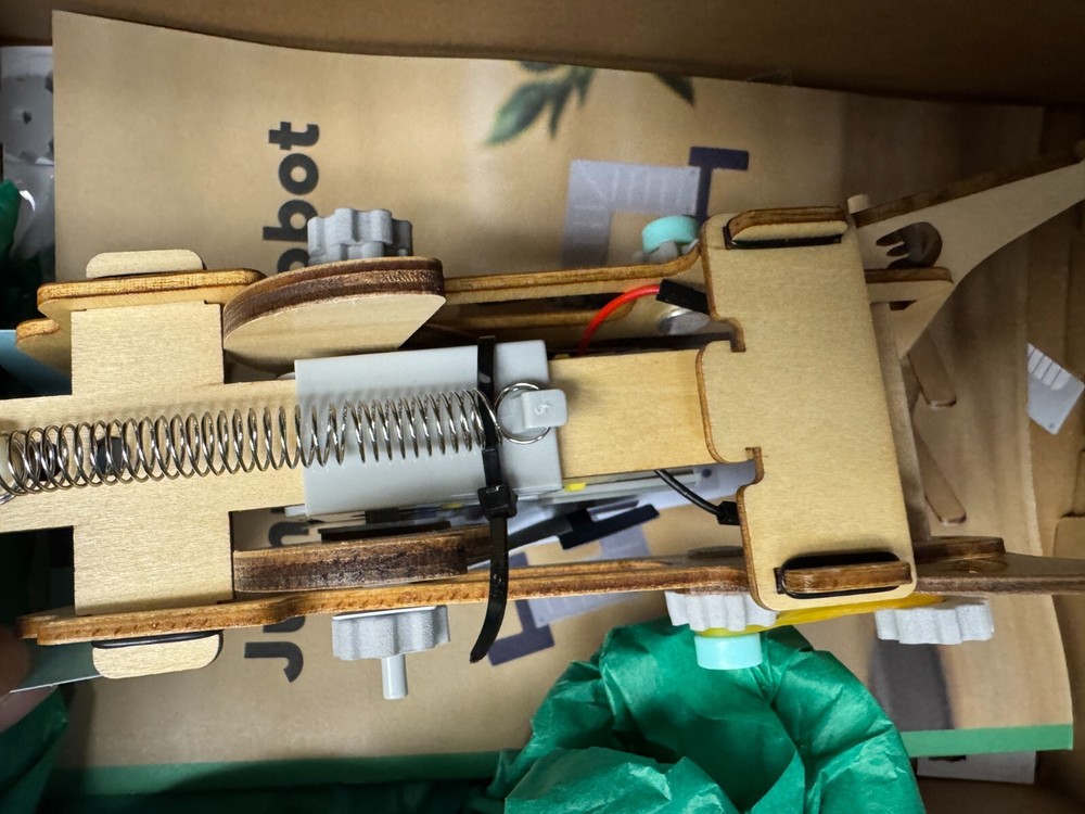 KiwiCo Jumping Robot - 3 Boxes - Partially Assembled