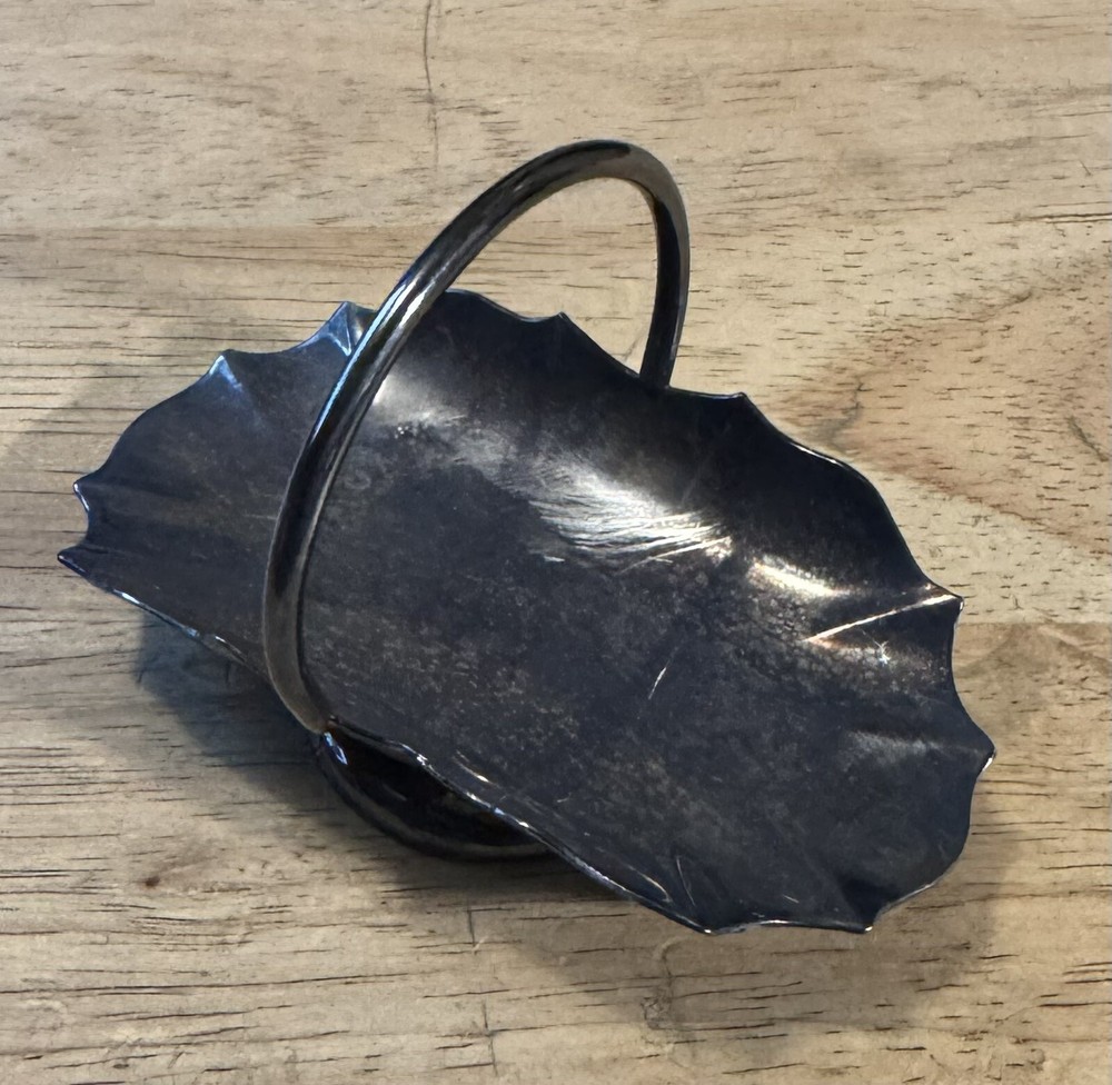International Silver #653 Mini Basket Vintage