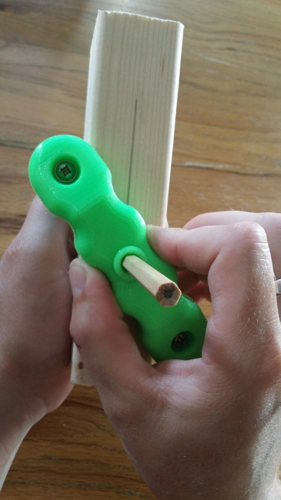 Joiners door centre line scribe marking tool for mortice mortise lock fitting