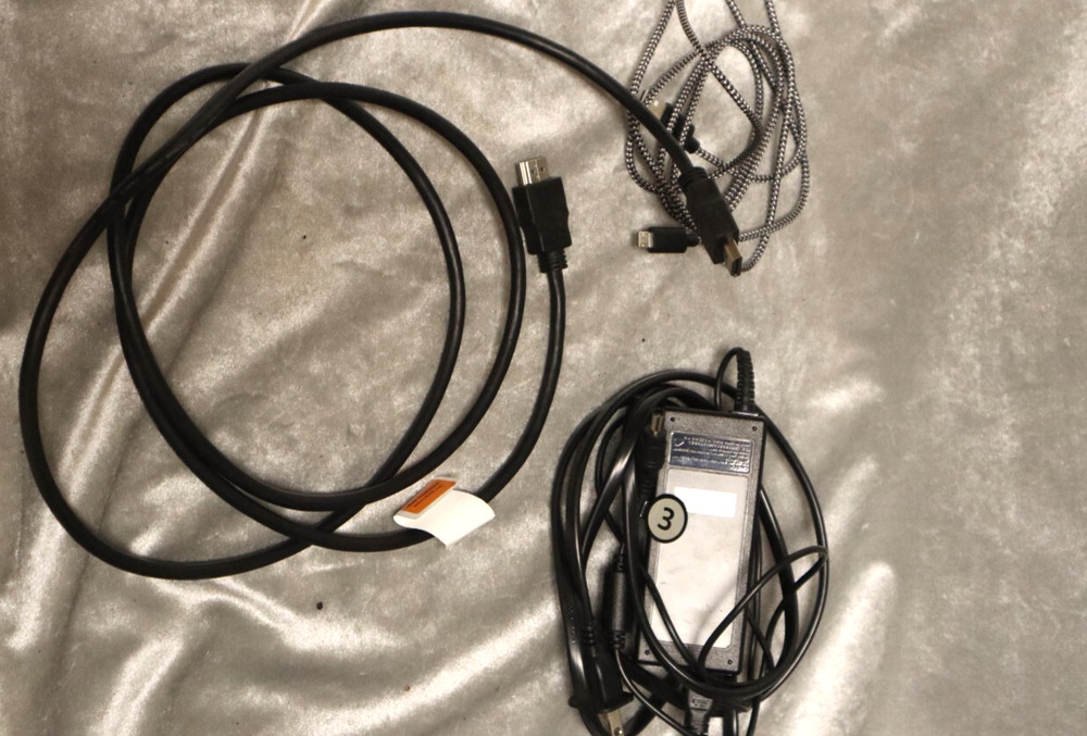 Sony Playstation 4 PS4 VR PSVR Headset and processor unit(NO CAMERA/CONTROLLERS)