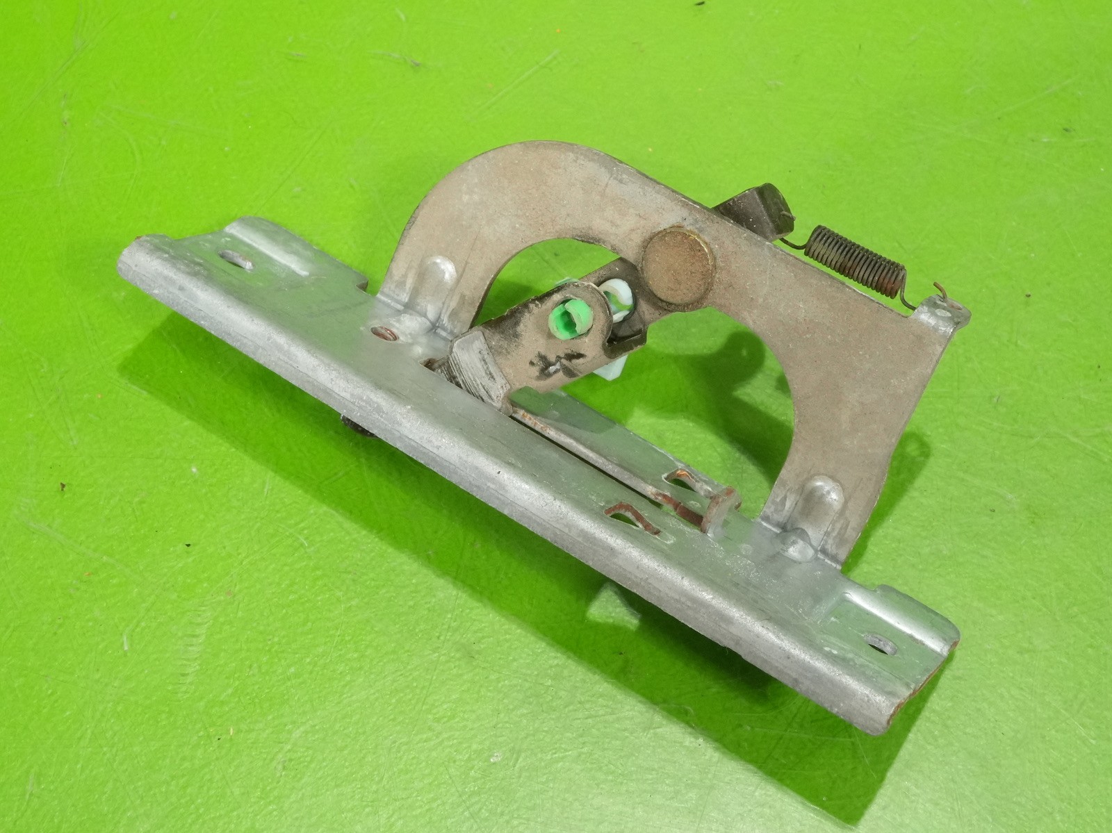 92-95 Civic hatch hatchback OEM 74790-SR3-003 rear back tailgate opener lever