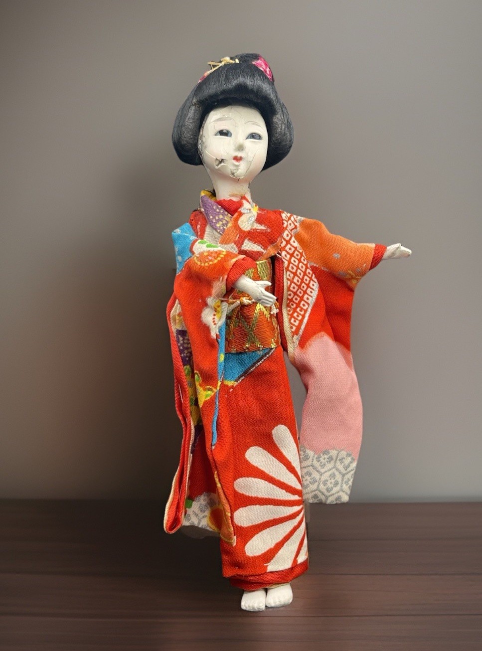Rare Vintage Japanese Hand Made Japanese Geisha Girl Old Signs Of Age Decay Face