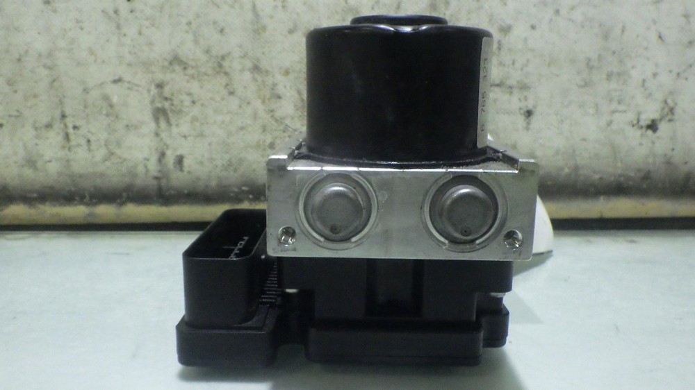 06 MINI COOPER Anti-Lock Brake