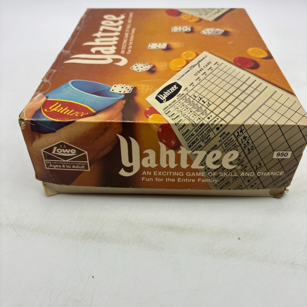VINTAGE Yahtzee 1975 Dice Game COMPLETE E.S. Lowe Classic