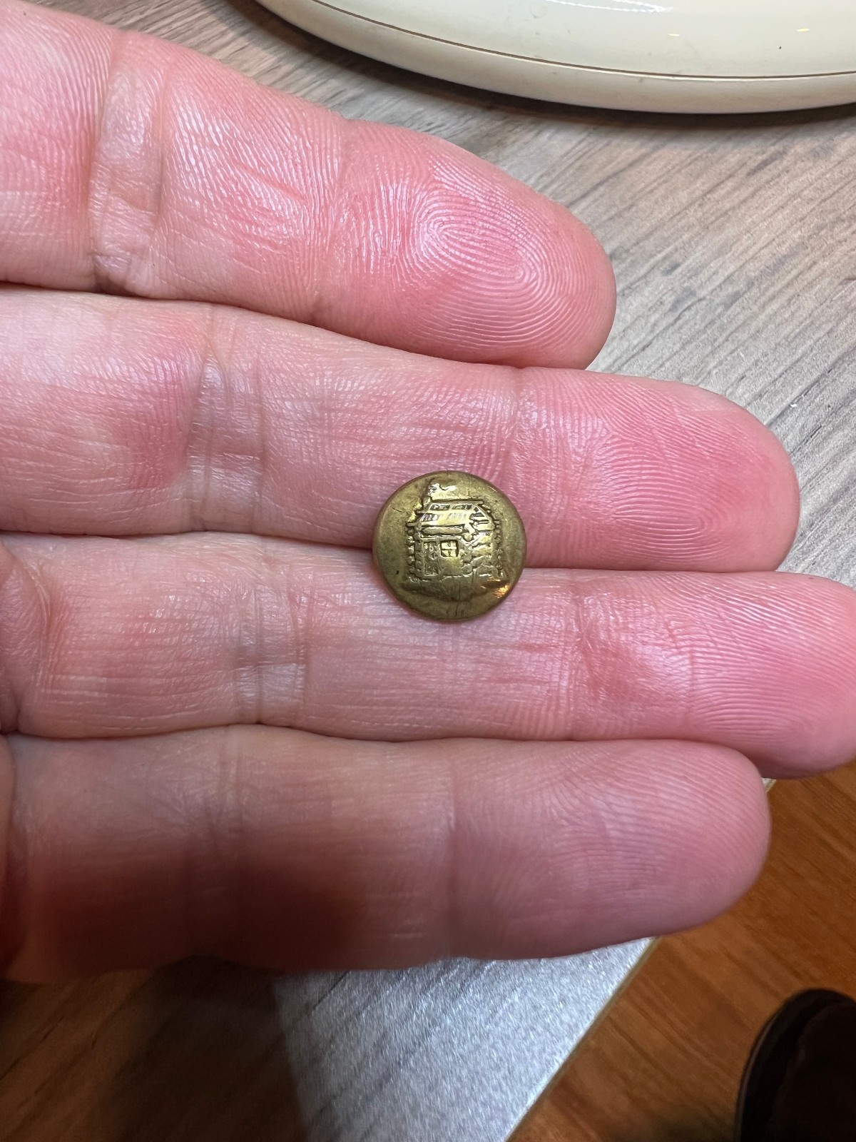 Scarce 1-Piece Log Cabin 1840 Harrison Presidential Campaign Vest Button