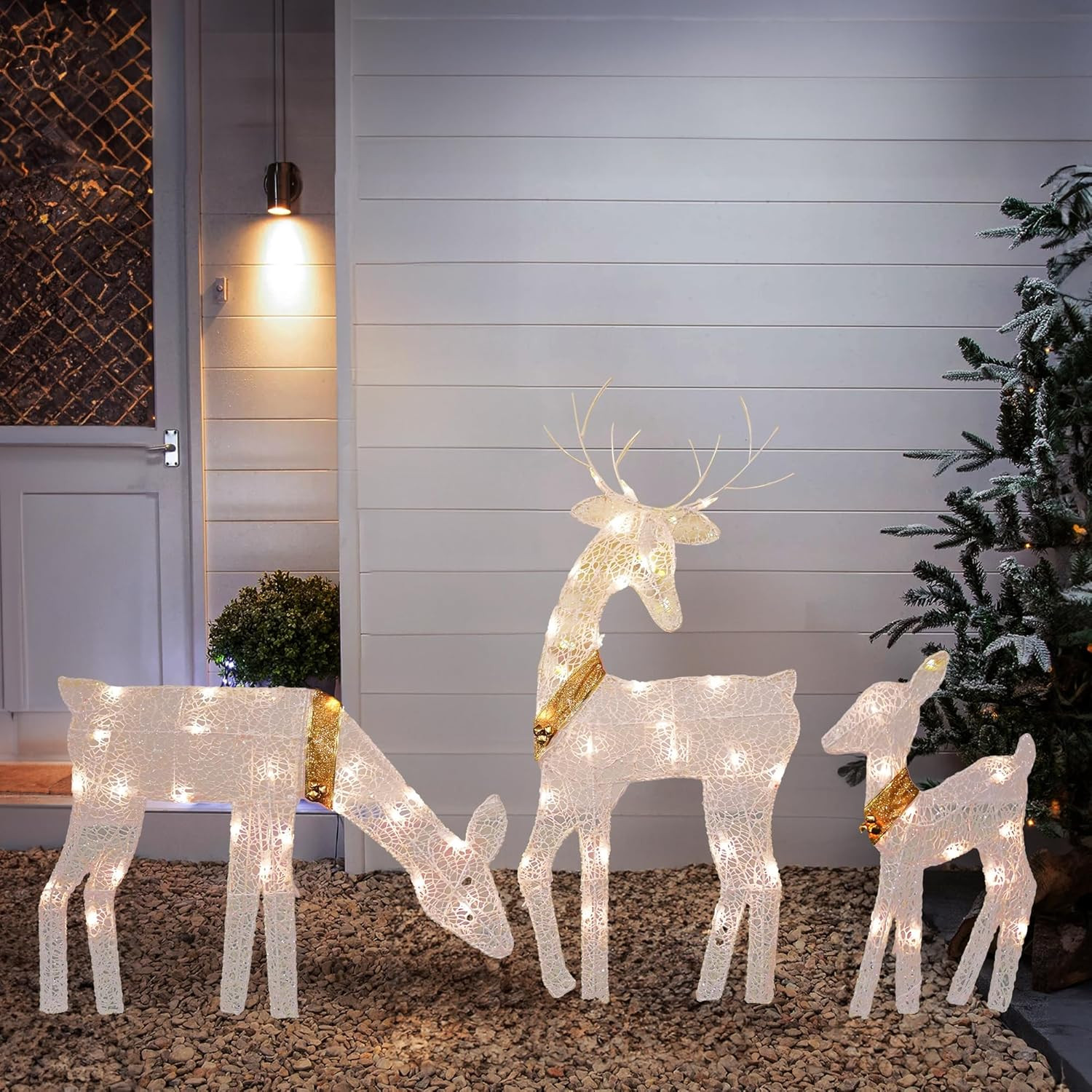 Dazzle Bright Christmas Outdoor Decoration, 3-Piece Lighted 2D Reindeer Family w